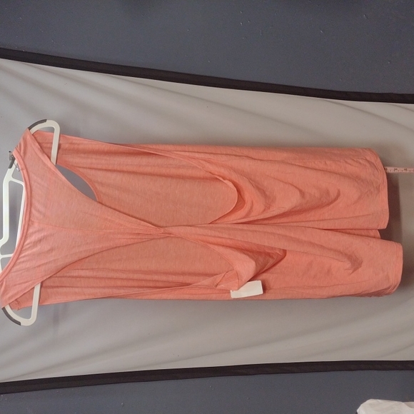 Peach Tank - Picture 6 of 6